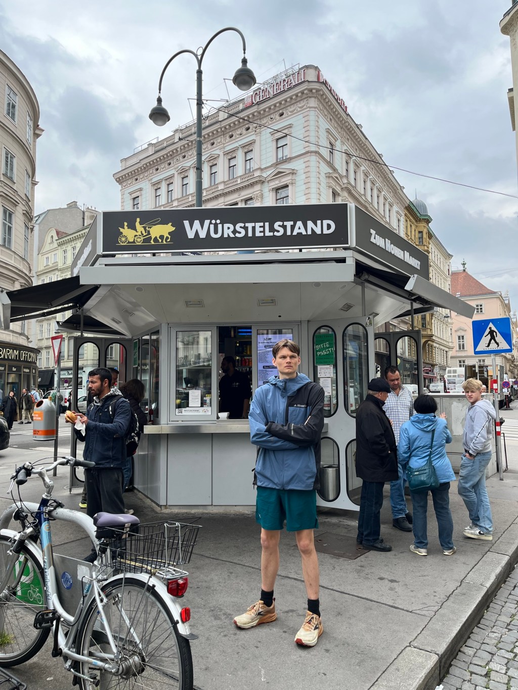 Bourdain Reviews | Würstelstand zum Hohen Markt,&nbsp;Vienna